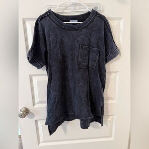 Zenana Outfitters Distressed Black Top